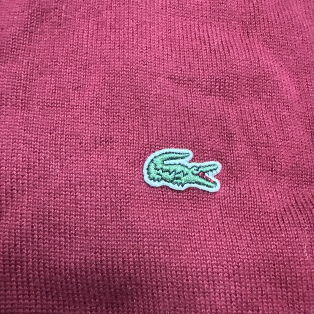 Lacoste please view